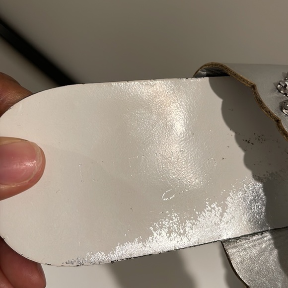 Madeleine Stuart Metallic Slides - Picture 11 of 13